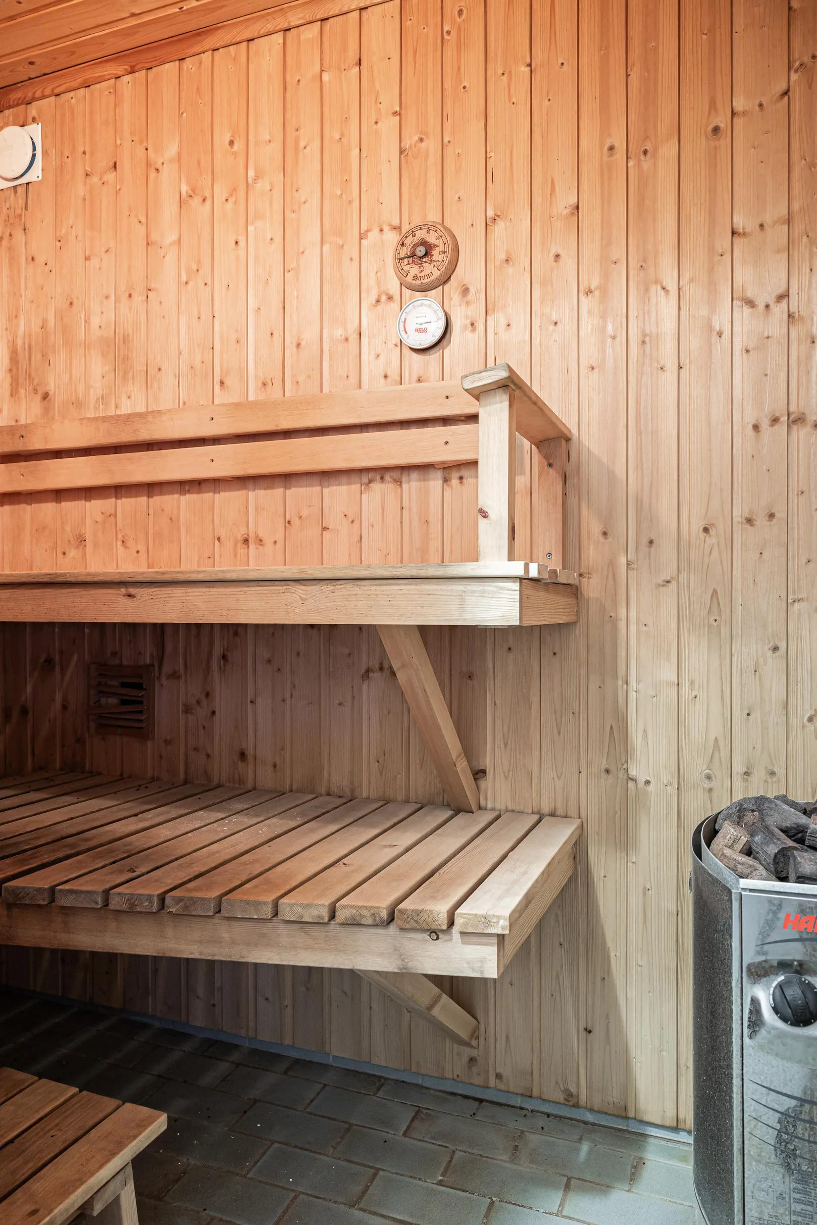 Villa, Morängatan 12, Duvhällarna, Hallstahammar