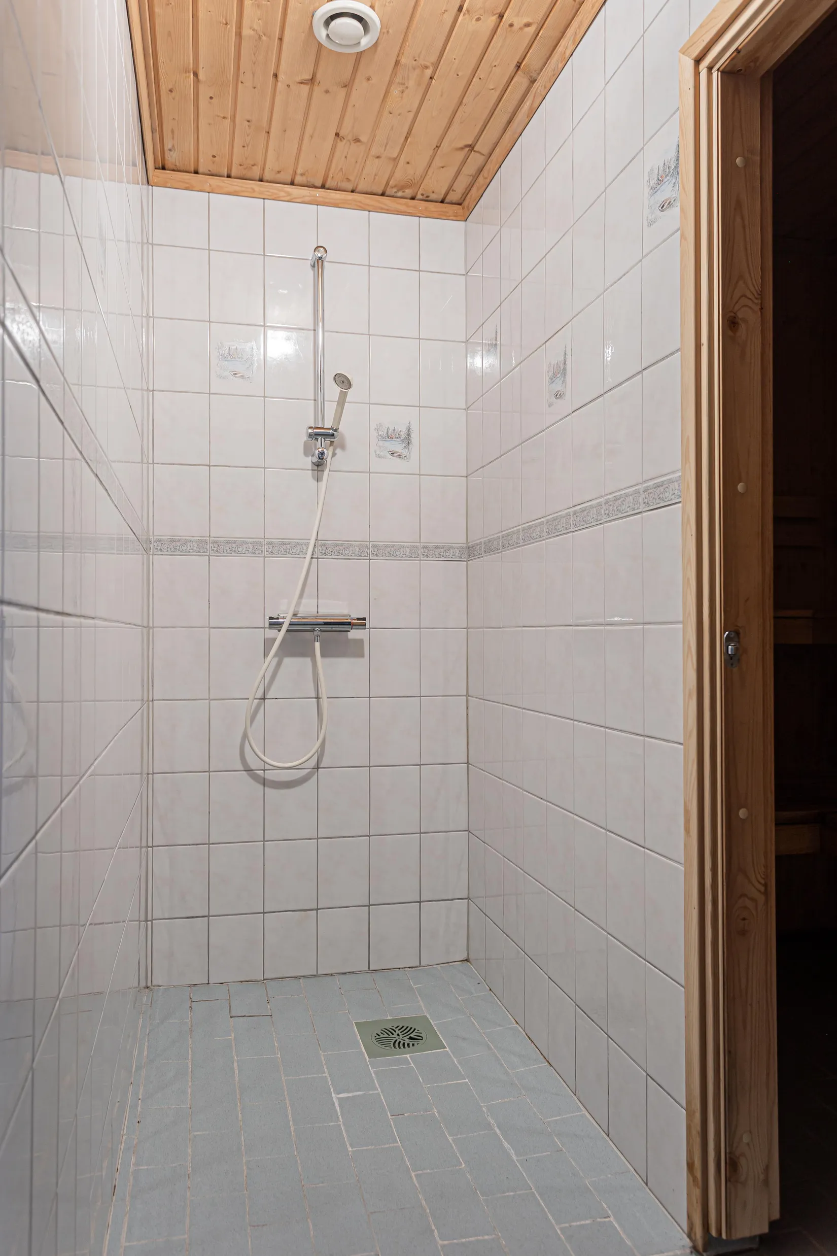 Villa, Morängatan 12, Duvhällarna, Hallstahammar