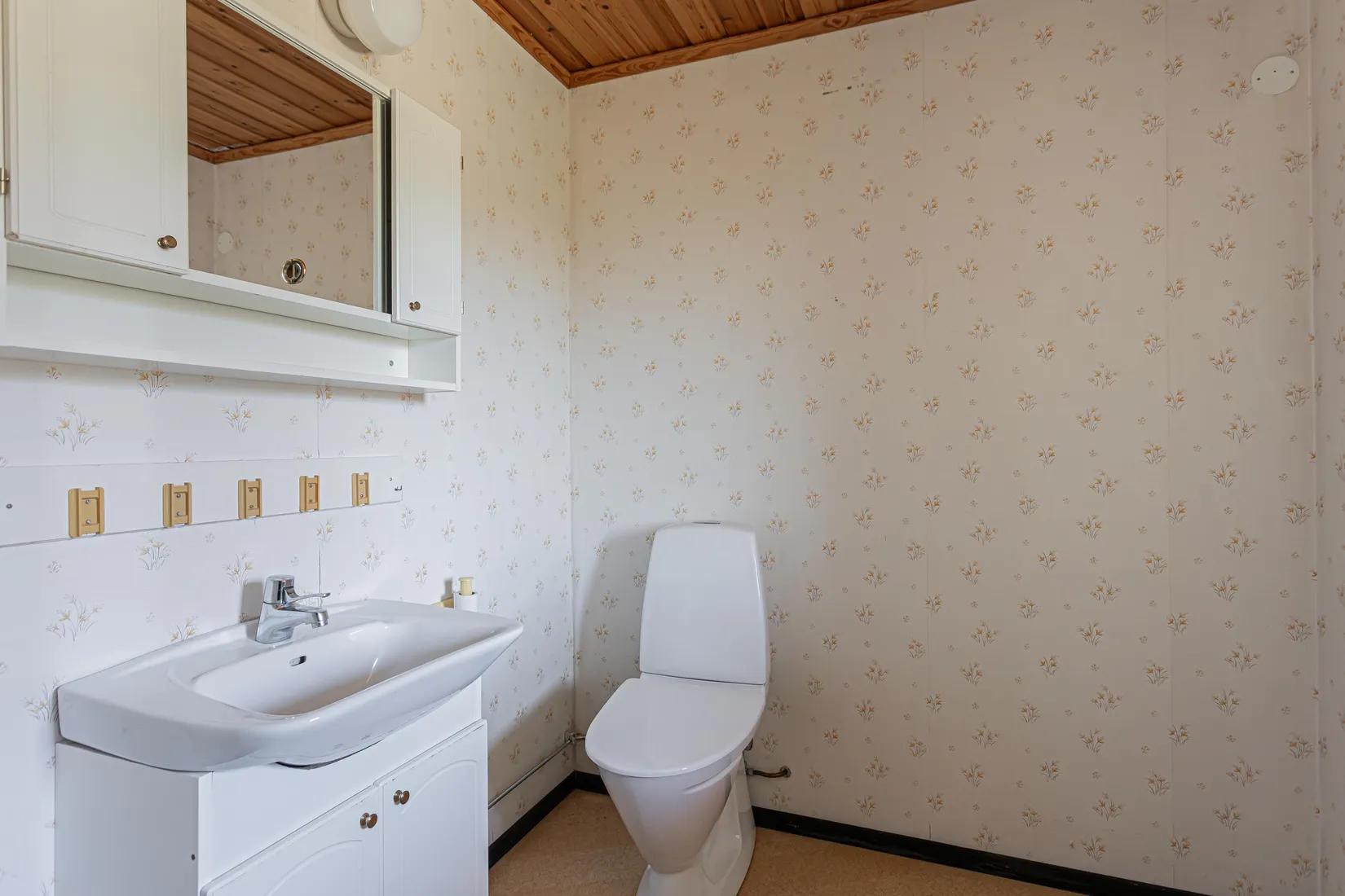 Villa, Morängatan 12, Duvhällarna, Hallstahammar