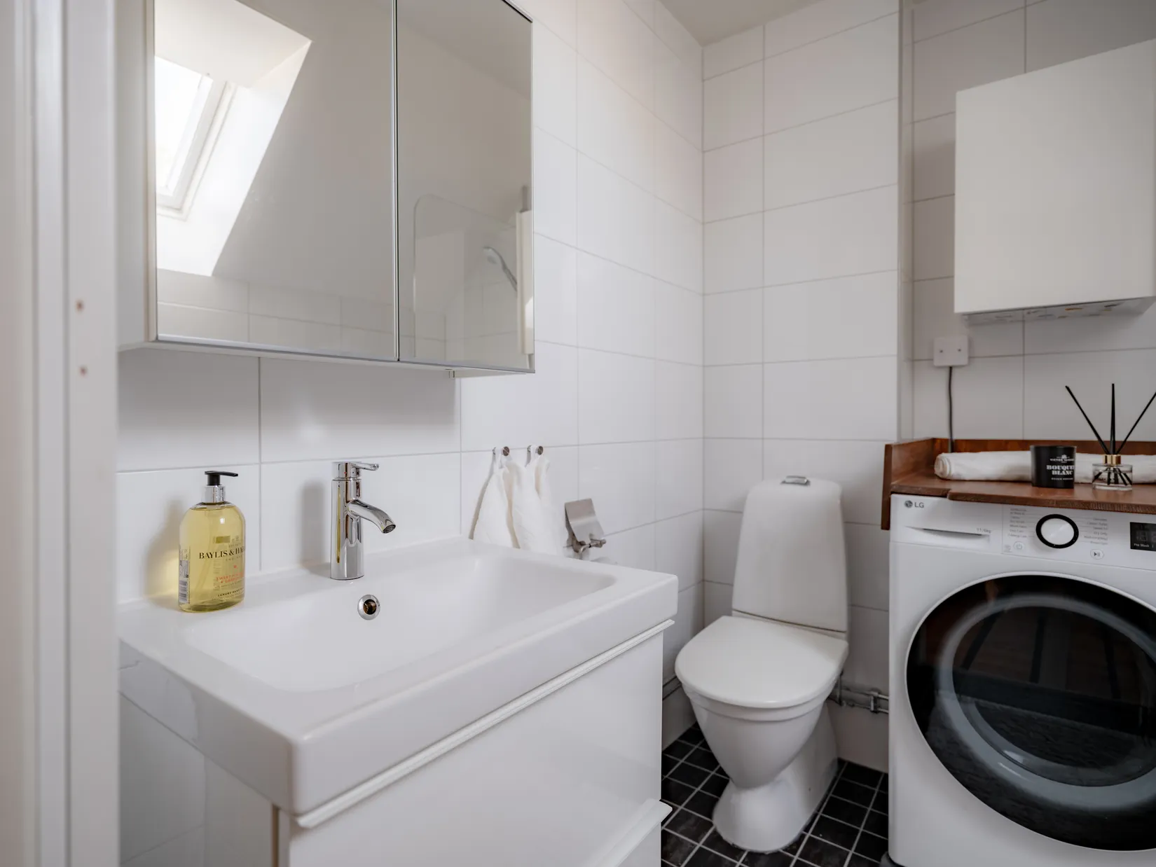 Bostadsrätt, Radhus, Vintervägen 142, Bollstanäs, Upplands Väsby