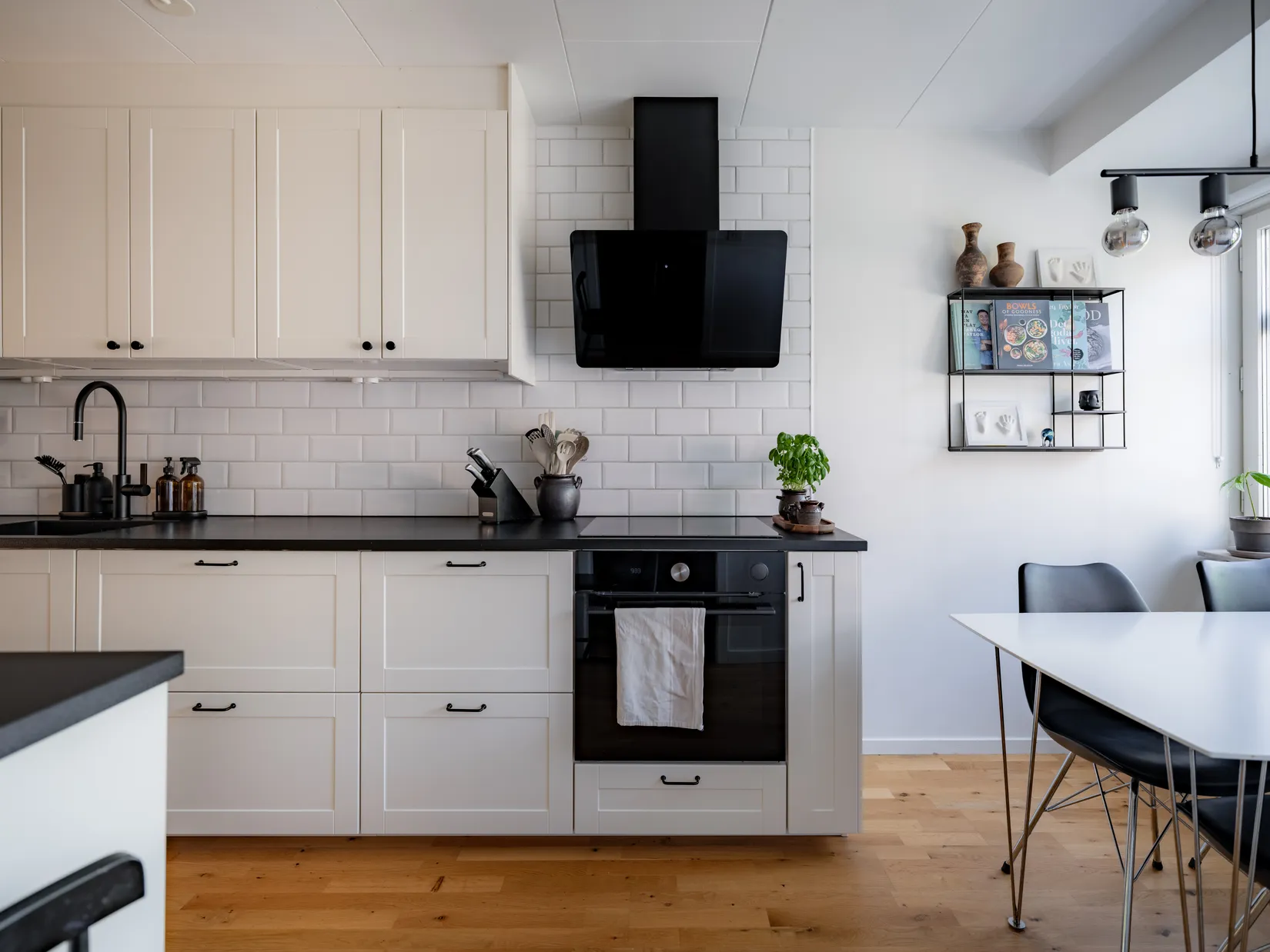 Bostadsrätt, Radhus, Vintervägen 142, Bollstanäs, Upplands Väsby