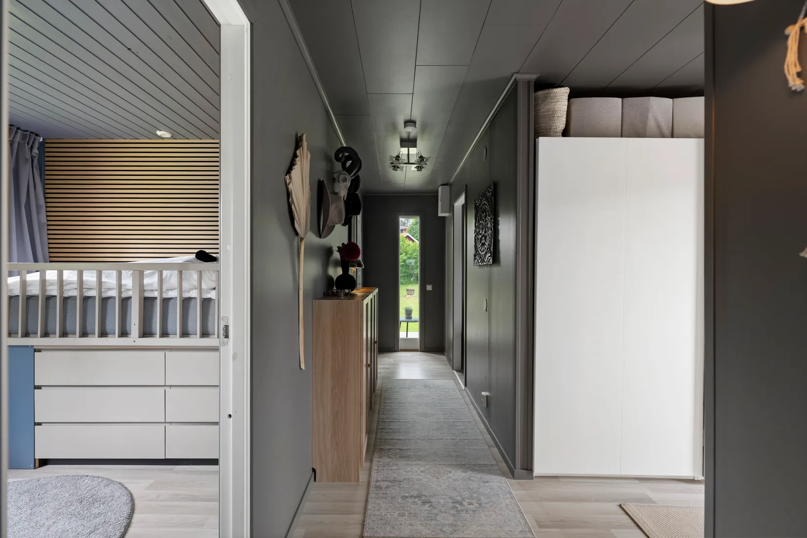 Villa, Gula vägen 1, Björklinge, Uppsala