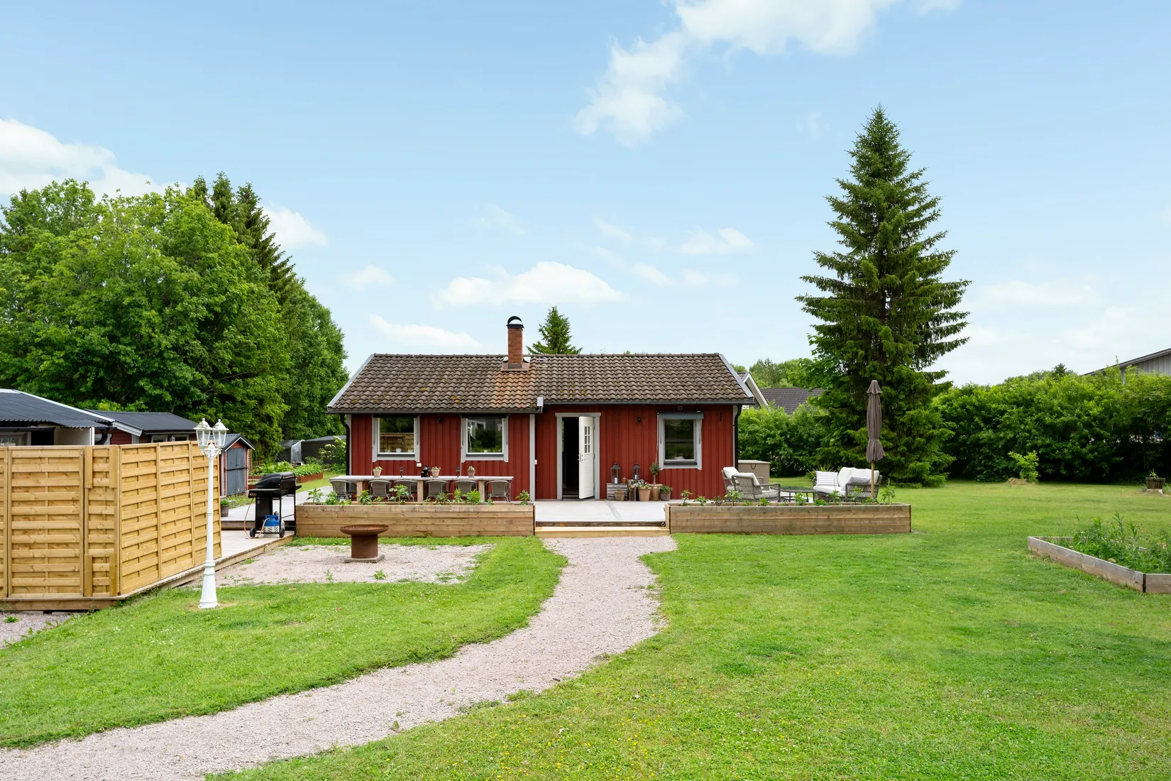 Villa, Gula vägen 1, Björklinge, Uppsala