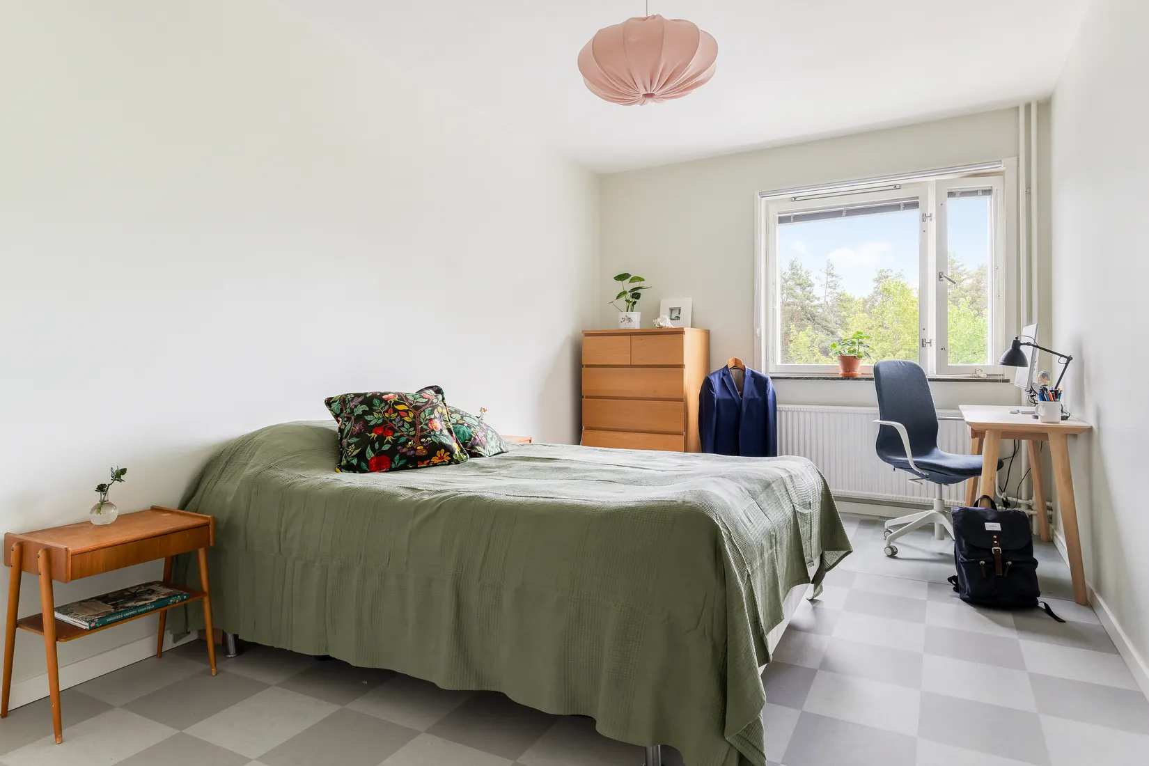Bostadsrätt, Lingvägen 215, Hökarängen, Stockholm