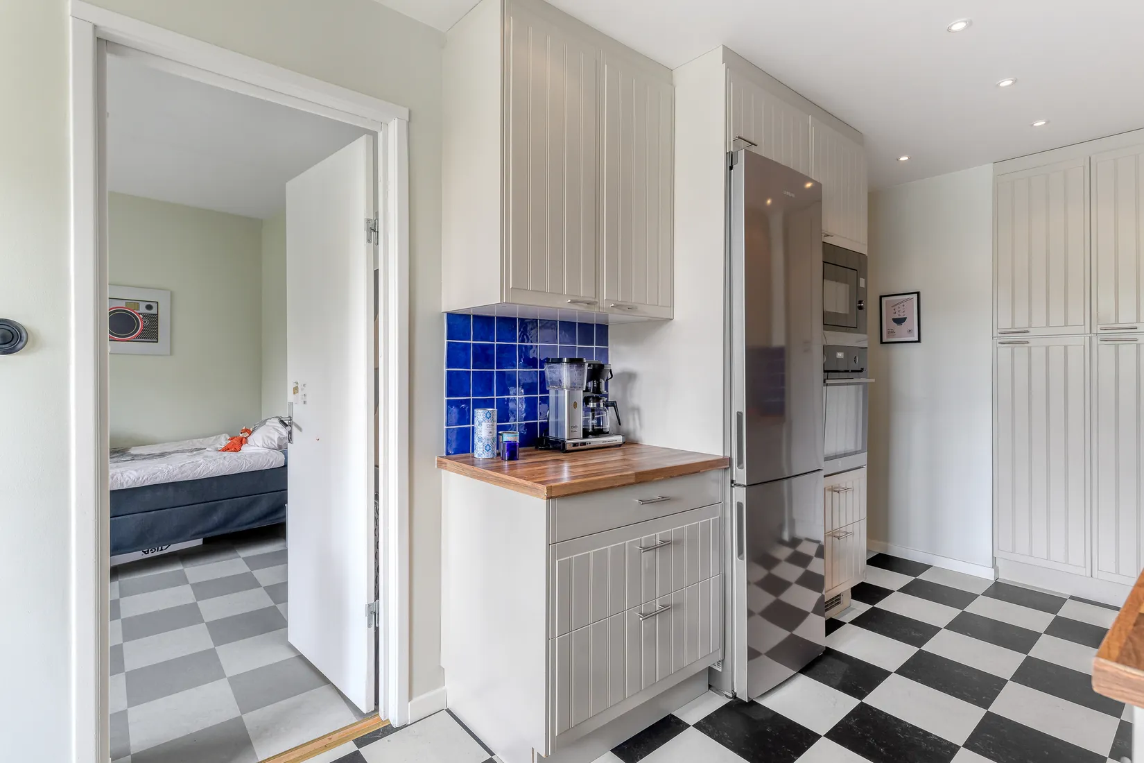 Bostadsrätt, Lingvägen 215, Hökarängen, Stockholm