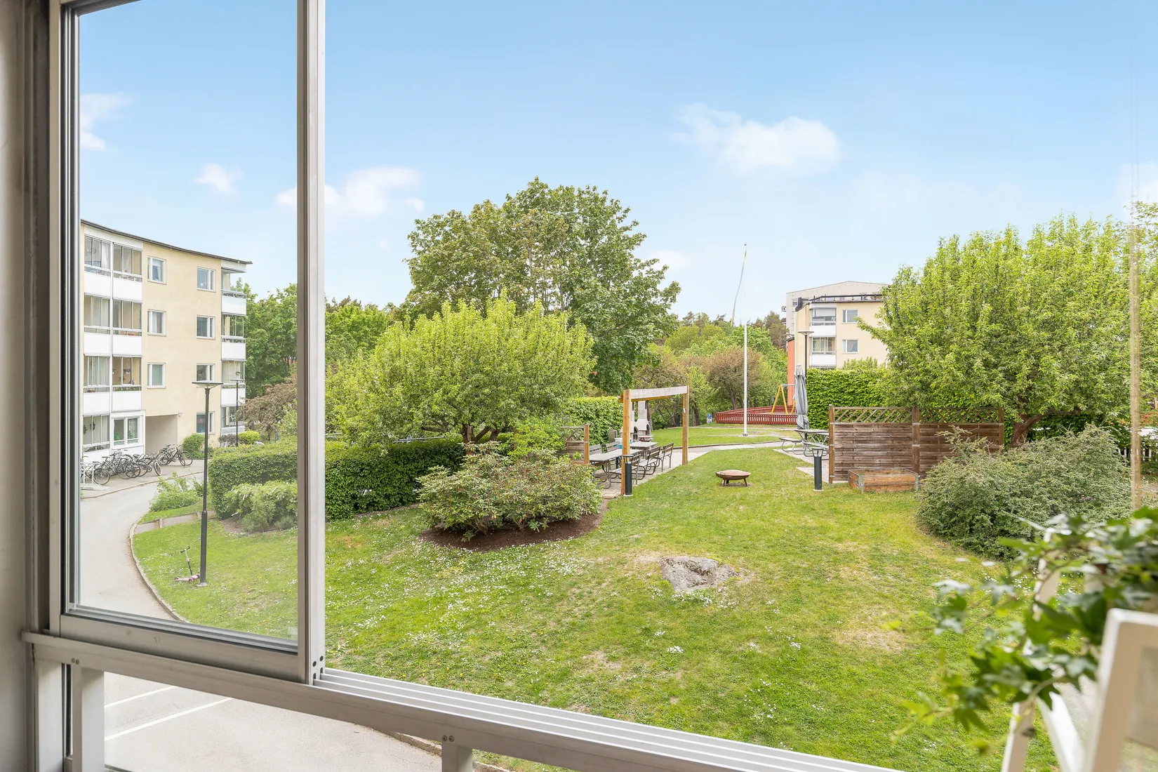 Bostadsrätt, Lingvägen 215, Hökarängen, Stockholm