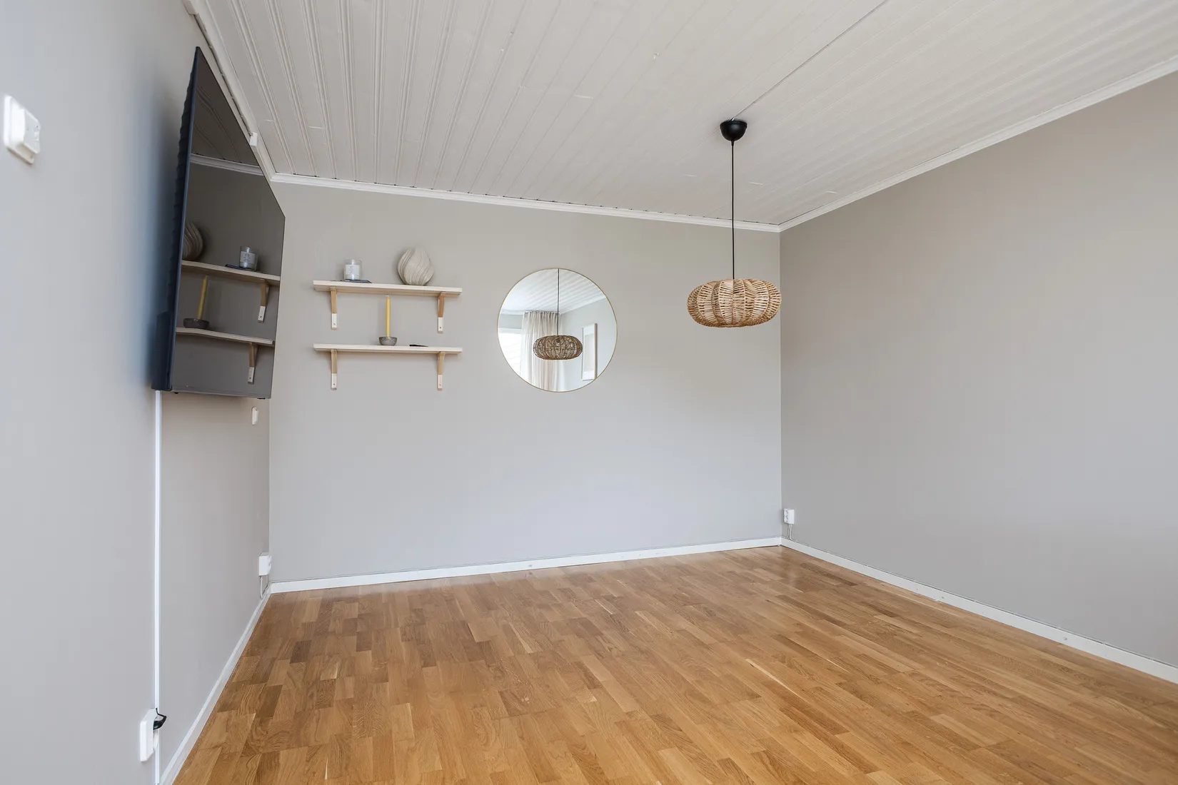 Villa, Ågatan 6, Byjorden, Köping