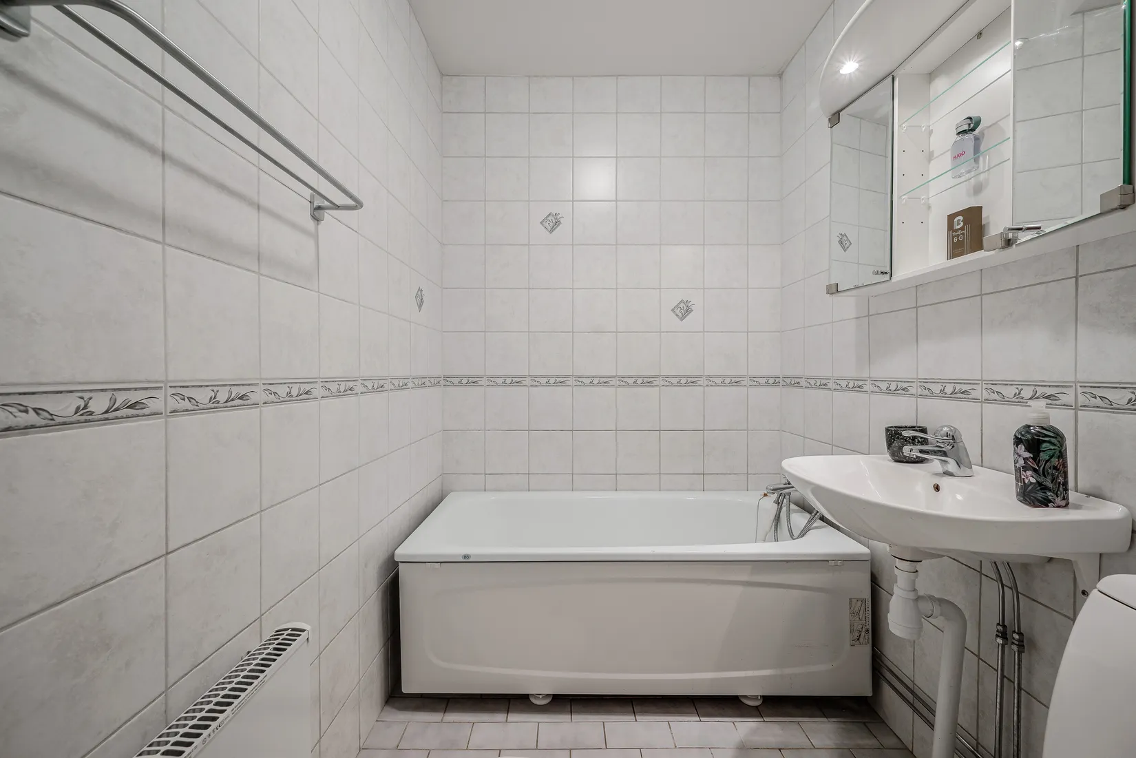 Bostadsrätt, Tvärvägen 16, Vallentuna Centrum, Vallentuna