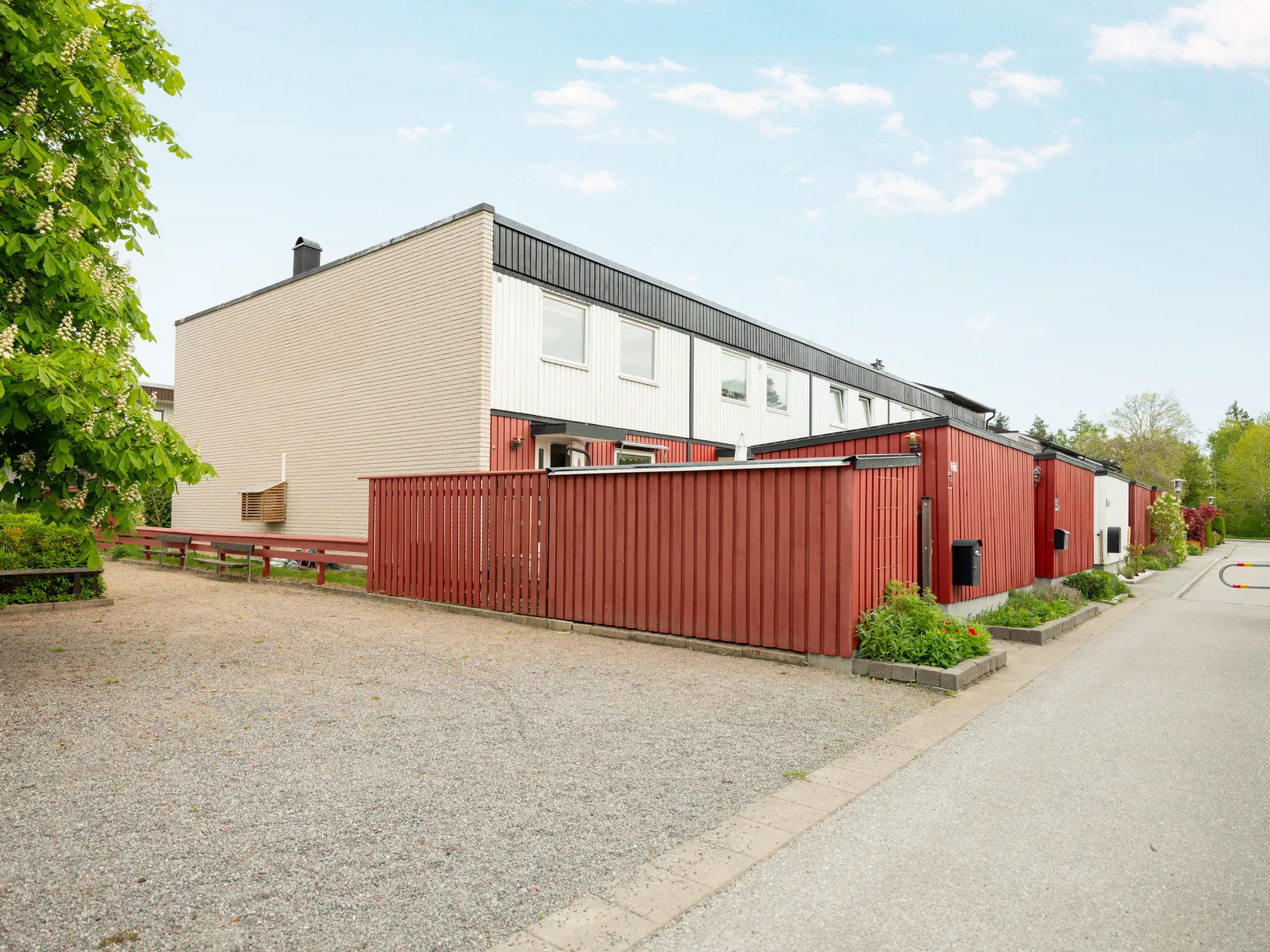 Villa, Radhus, Lomvägen 171, Kärrdal, Sollentuna