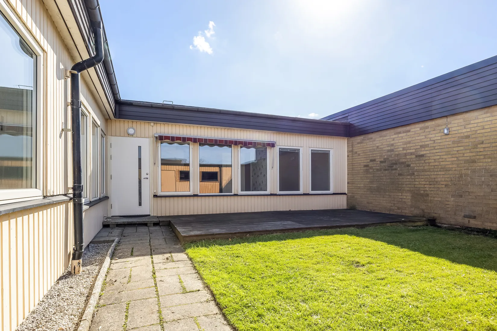 Villa, Radhus, Klockarevägen 67, Klockarejorden, Svedala