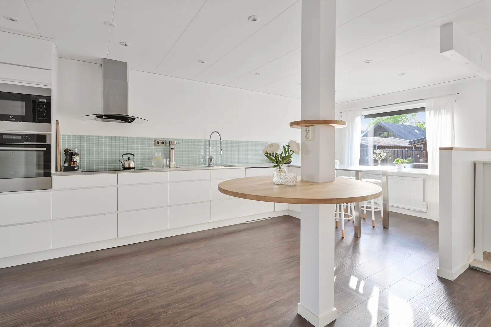 Villa, Plutovägen 26, Skälby, Järfälla