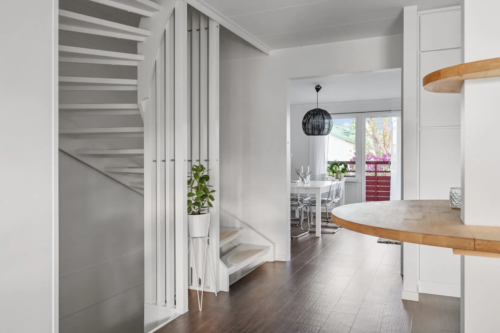 Villa, Plutovägen 26, Skälby, Järfälla
