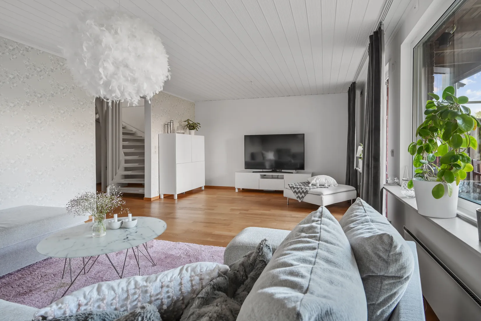 Villa, Plutovägen 26, Skälby, Järfälla