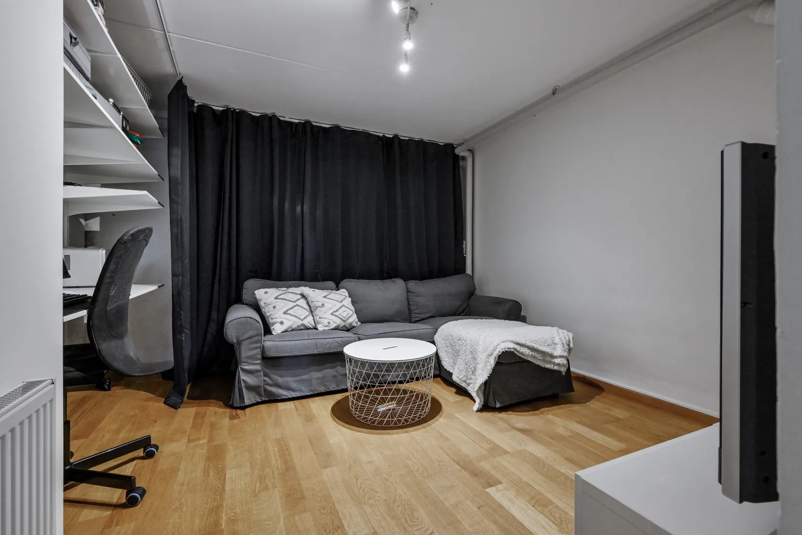 Villa, Plutovägen 26, Skälby, Järfälla