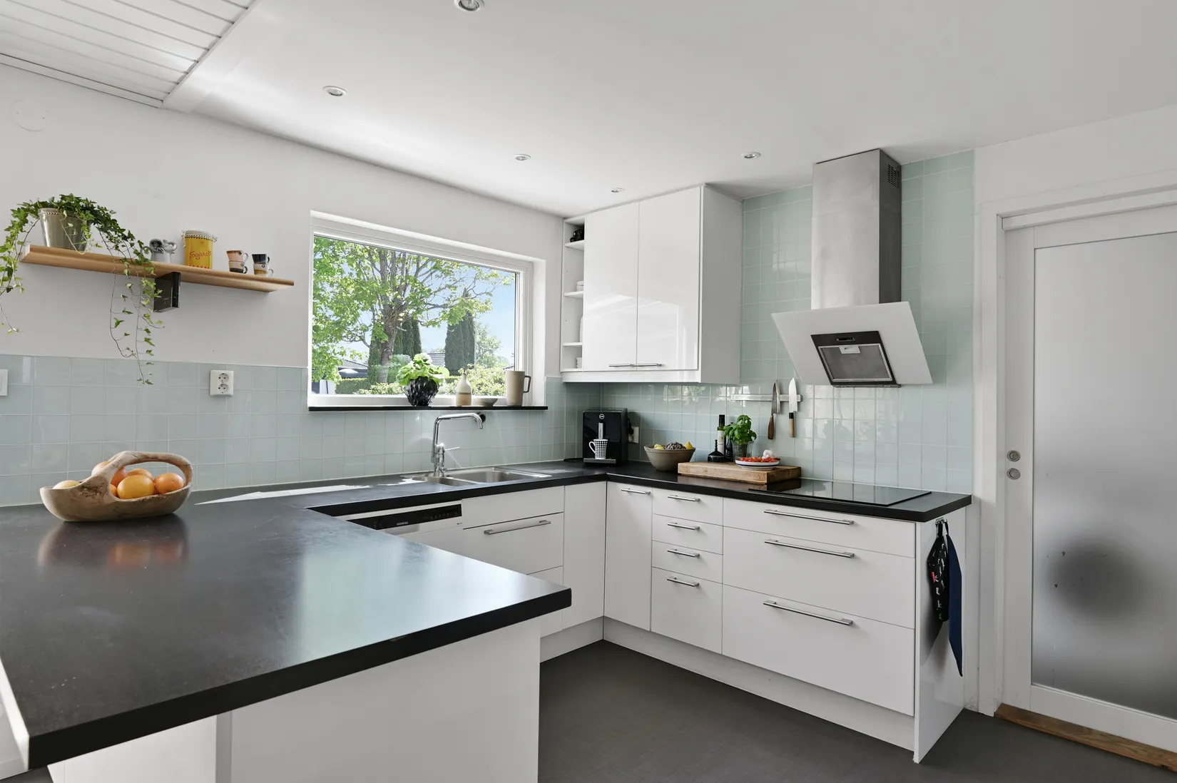 Radhus, Gränsvägen 88, Solhem, Stockholm