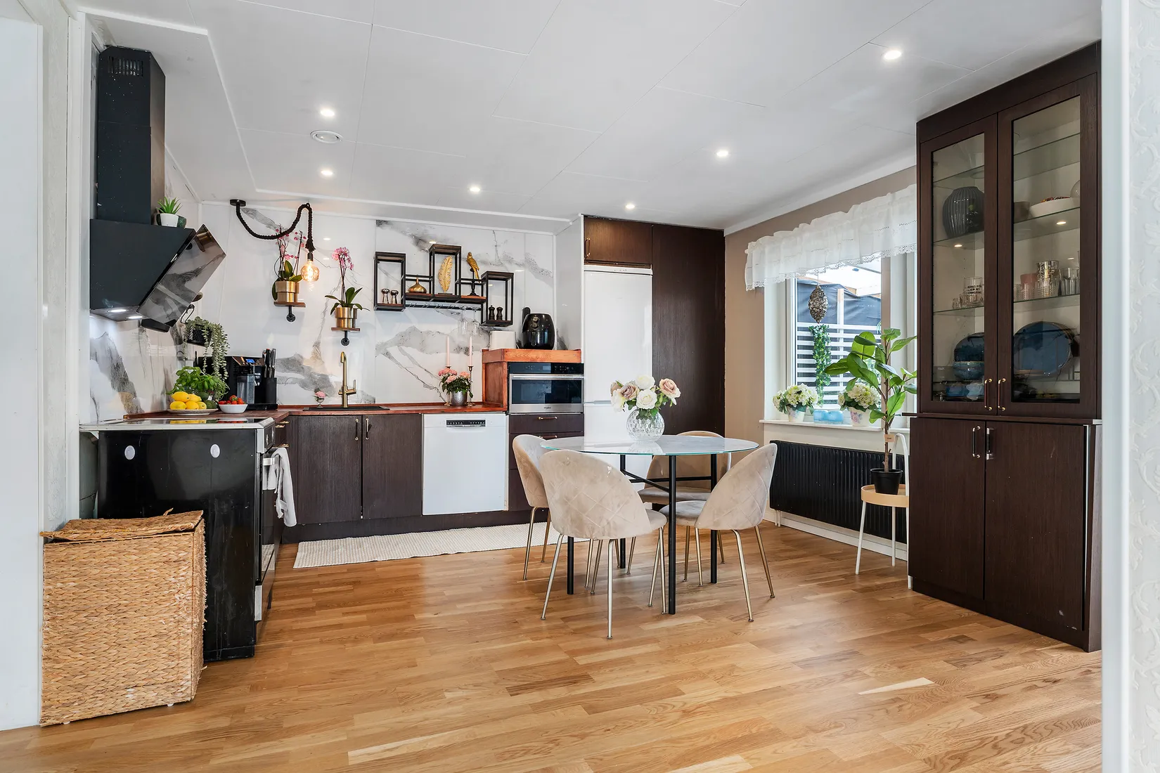 Bostadsrätt, Radhus, Lillies väg 11, Viby, Sollentuna