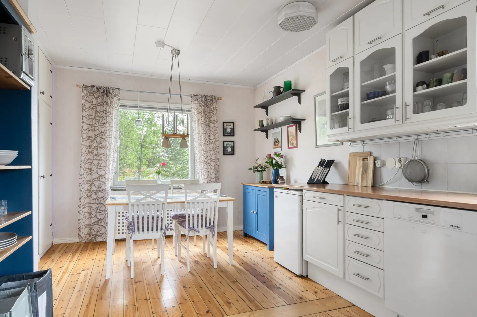 Villa, Vistavägen 15A, Fullersta, Huddinge