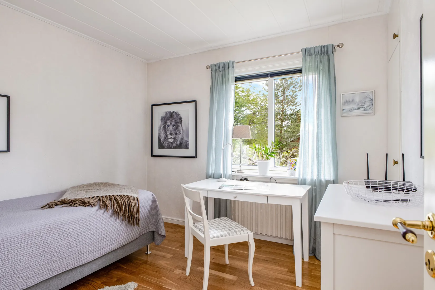 Villa, Schenströmsgatan 10, Stigarna, Köping