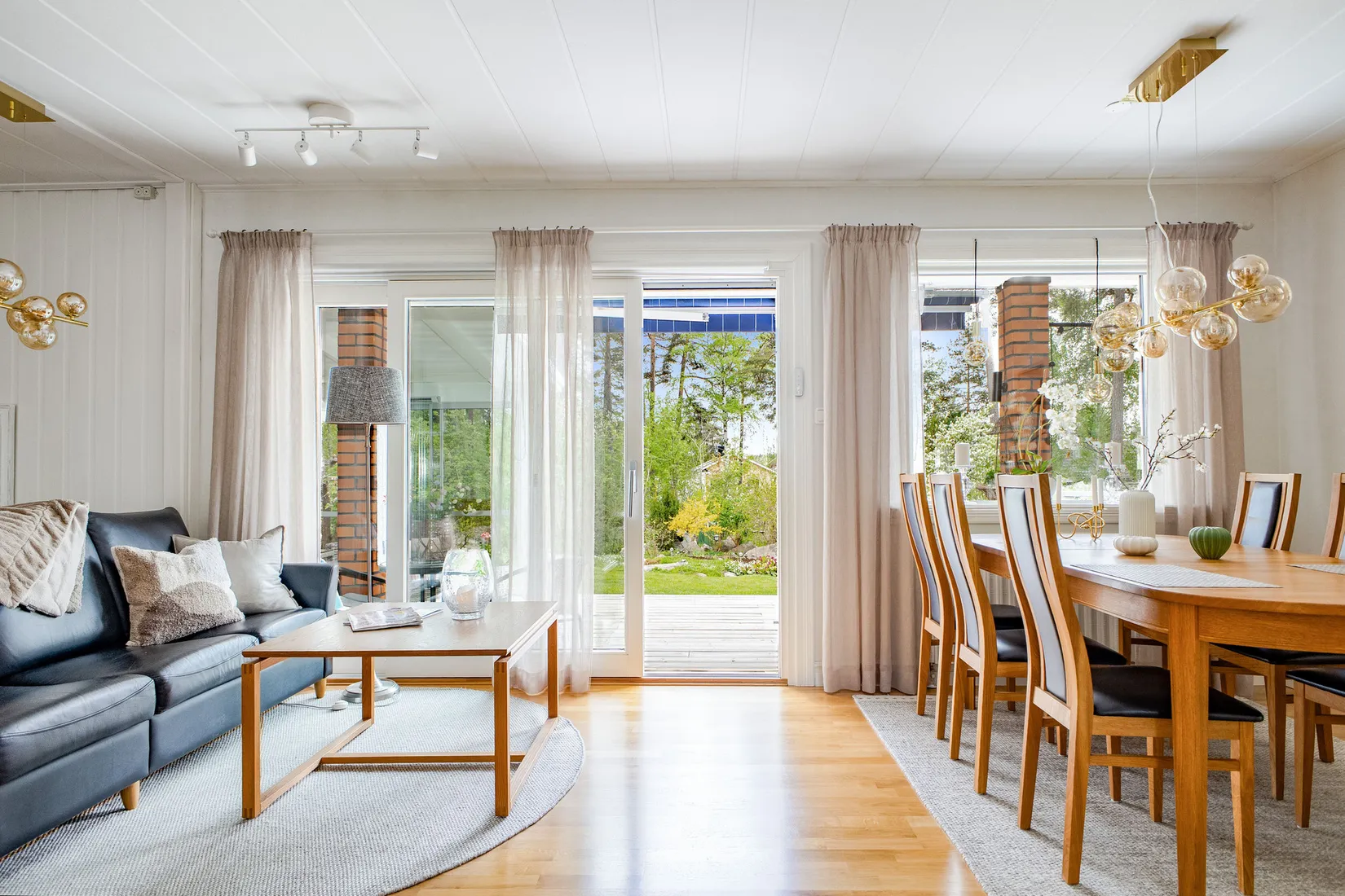 Villa, Schenströmsgatan 10, Stigarna, Köping