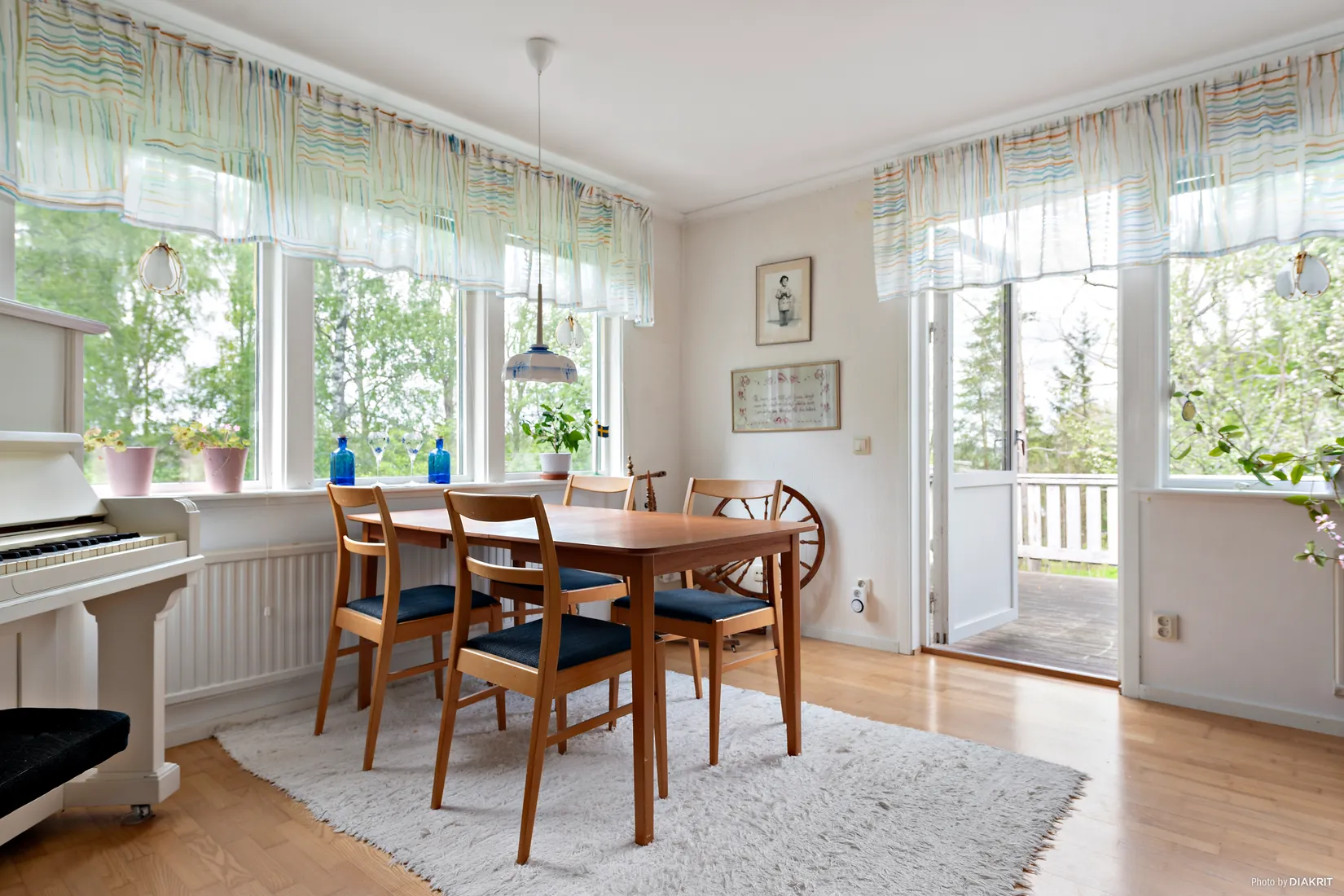 Villa, Veckholms-Väppeby 7, Enköping