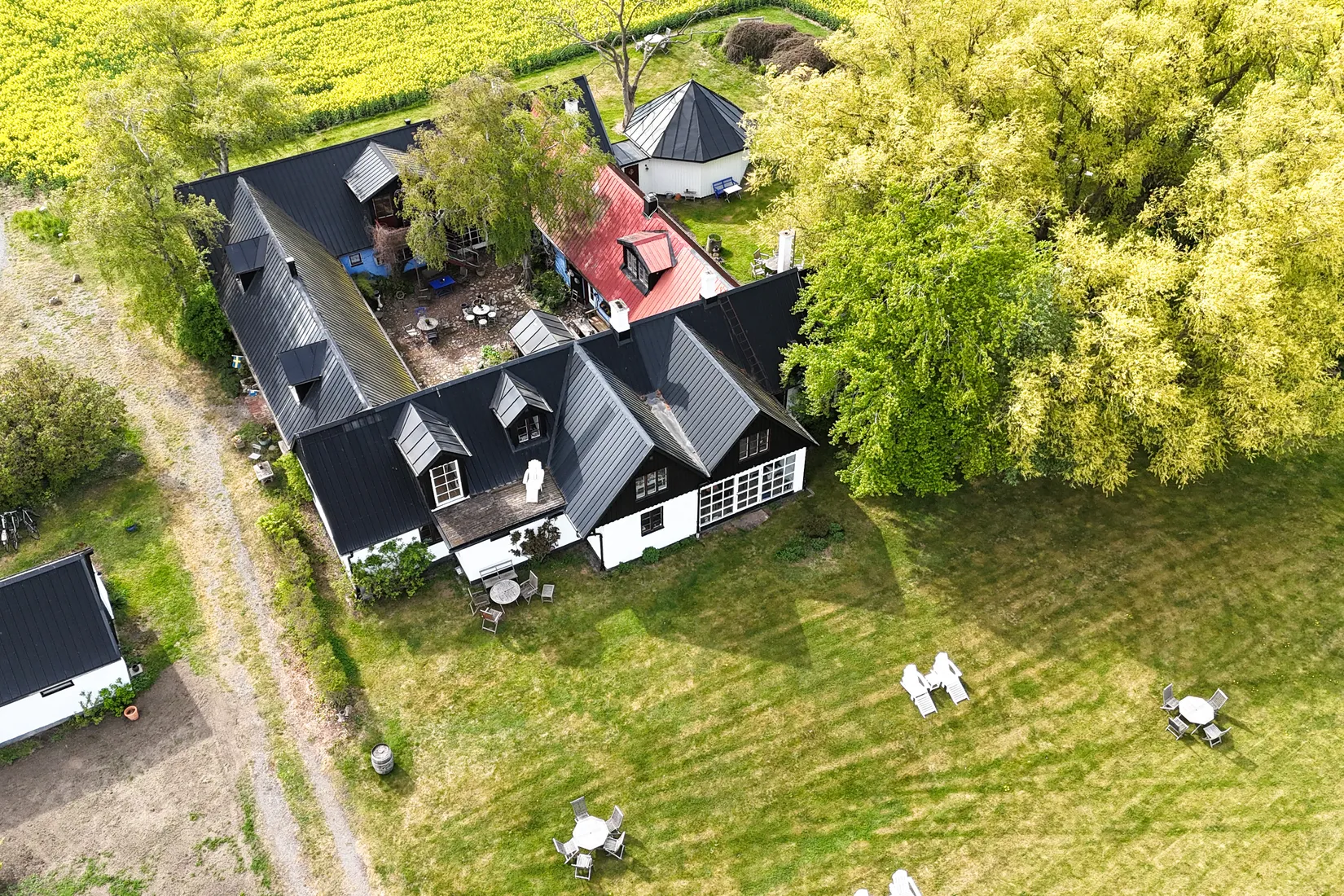 Villa, Gård/Skog, Sjöbacka B&B / Gislövsdalsvägen 66, Skillinge, Simrishamn