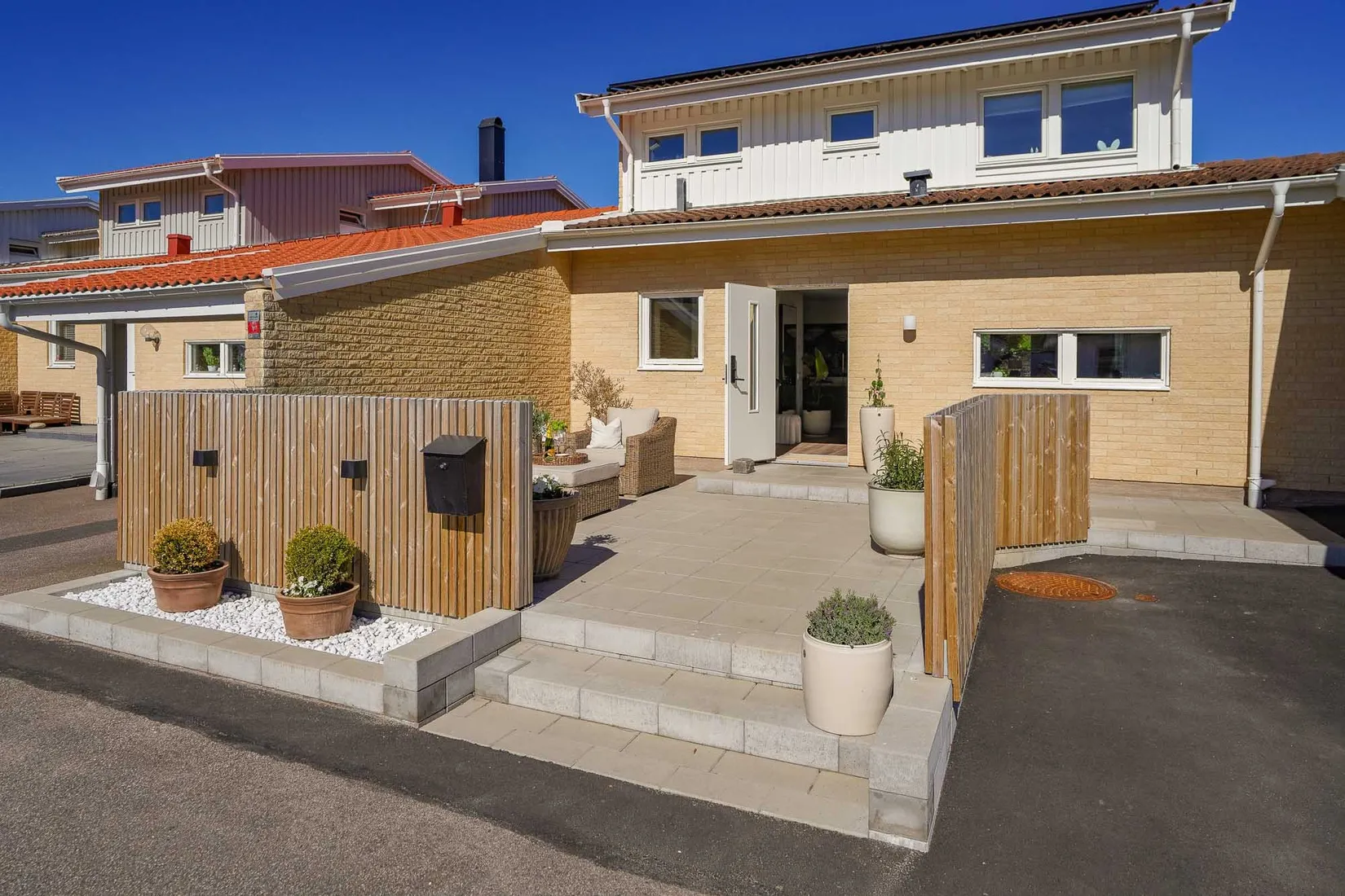 Radhus, Aron Skantz väg 14, Bergsgård, Halmstad