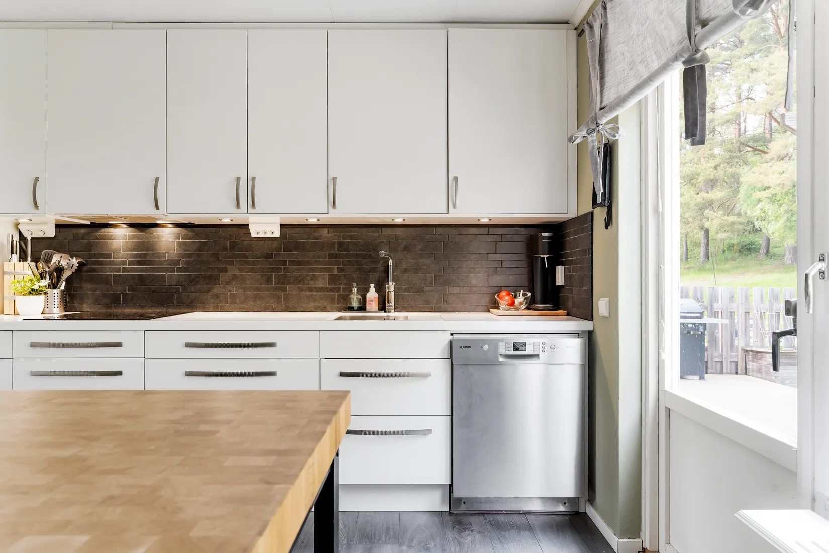 Radhus, Tyras väg 21, Bergshammar, Nyköping