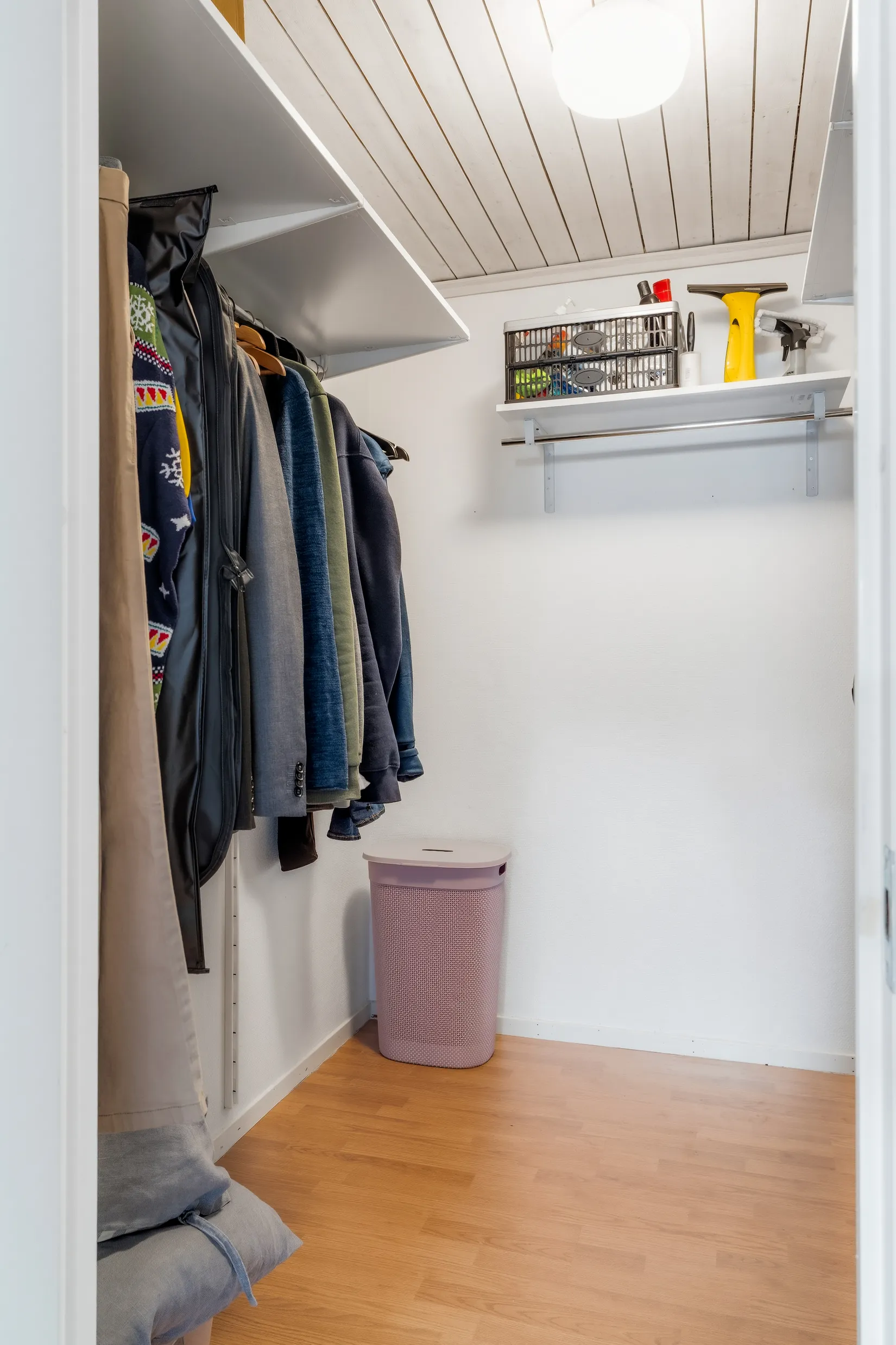 Radhus, Tyras väg 21, Bergshammar, Nyköping
