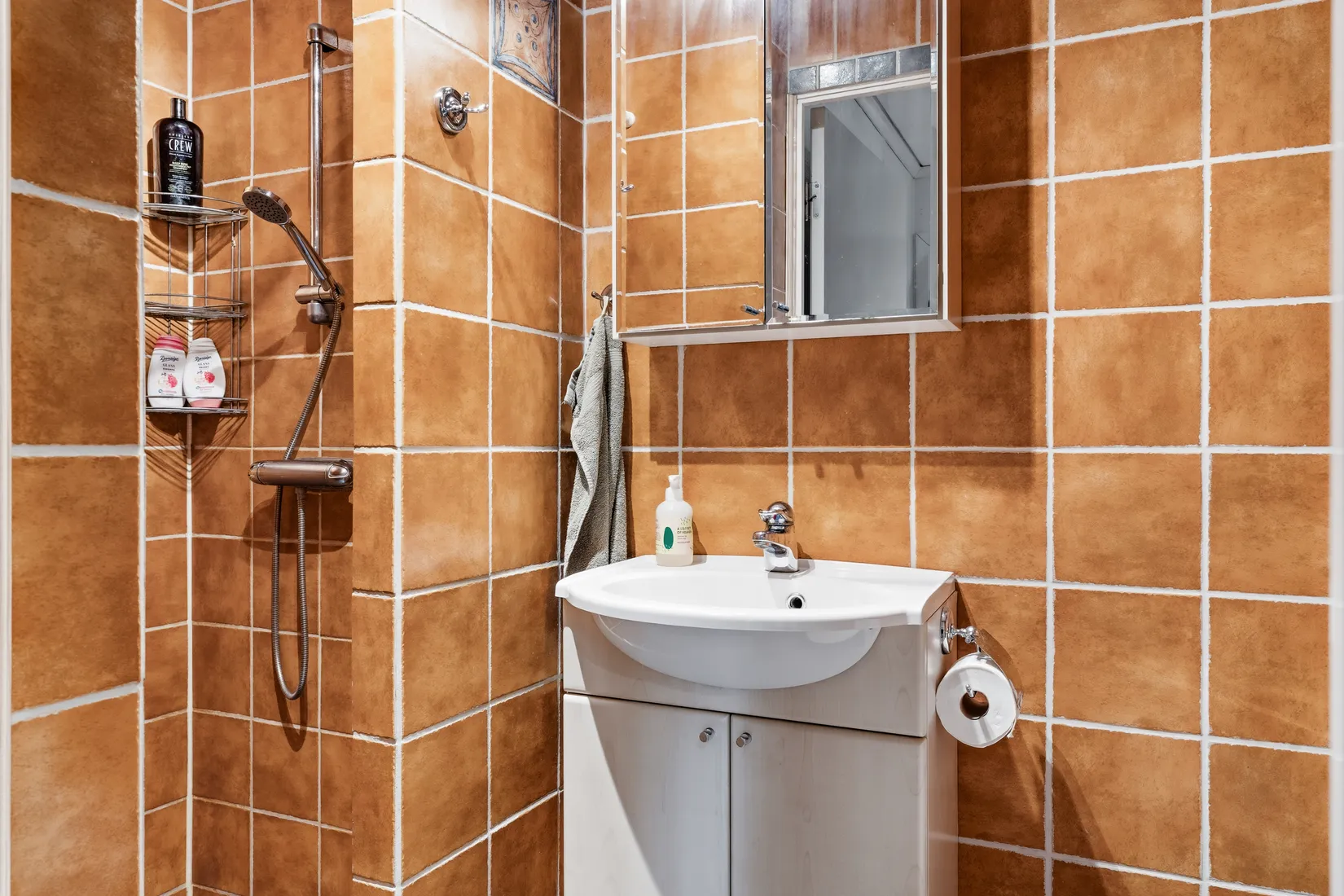Radhus, Tyras väg 21, Bergshammar, Nyköping