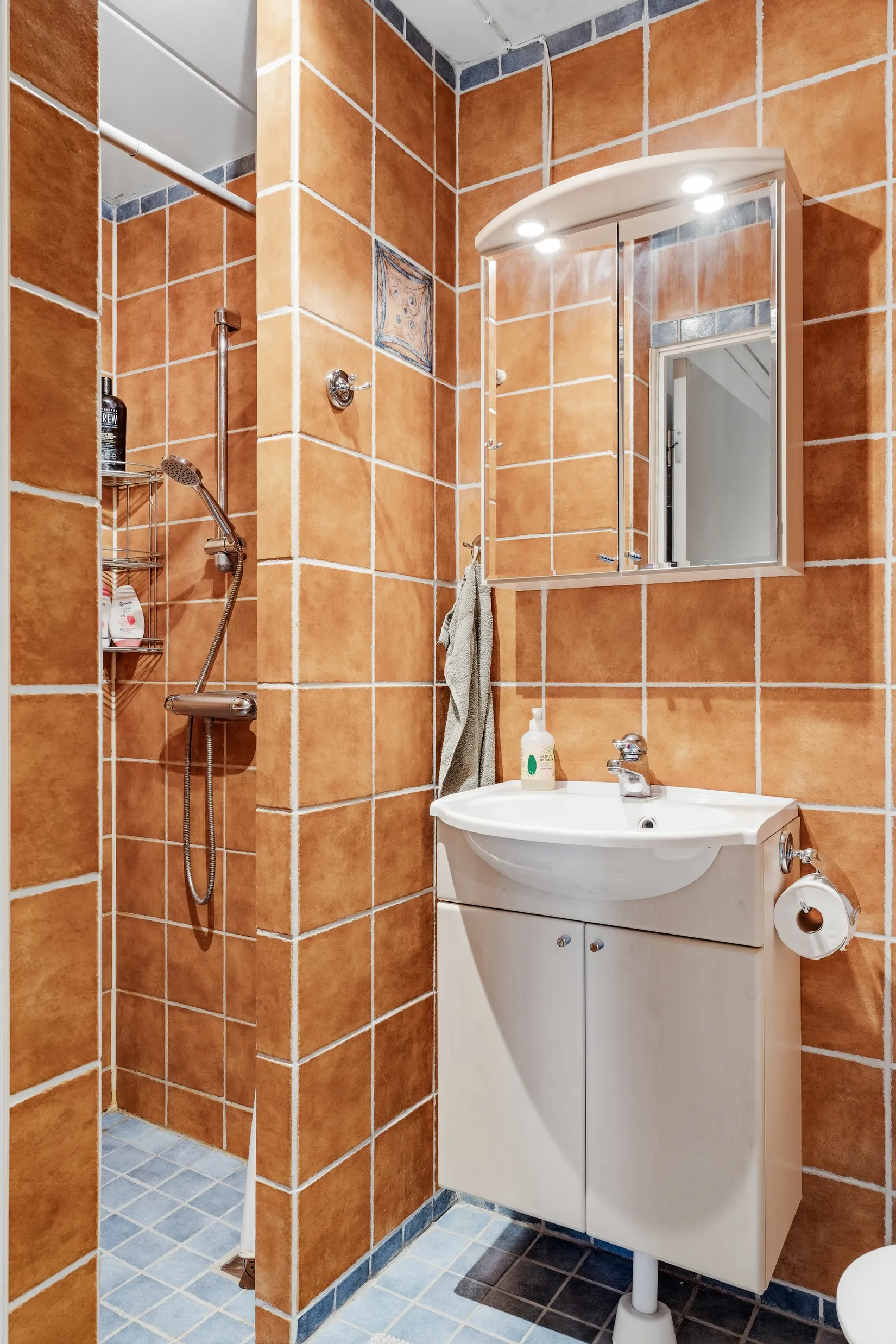 Radhus, Tyras väg 21, Bergshammar, Nyköping