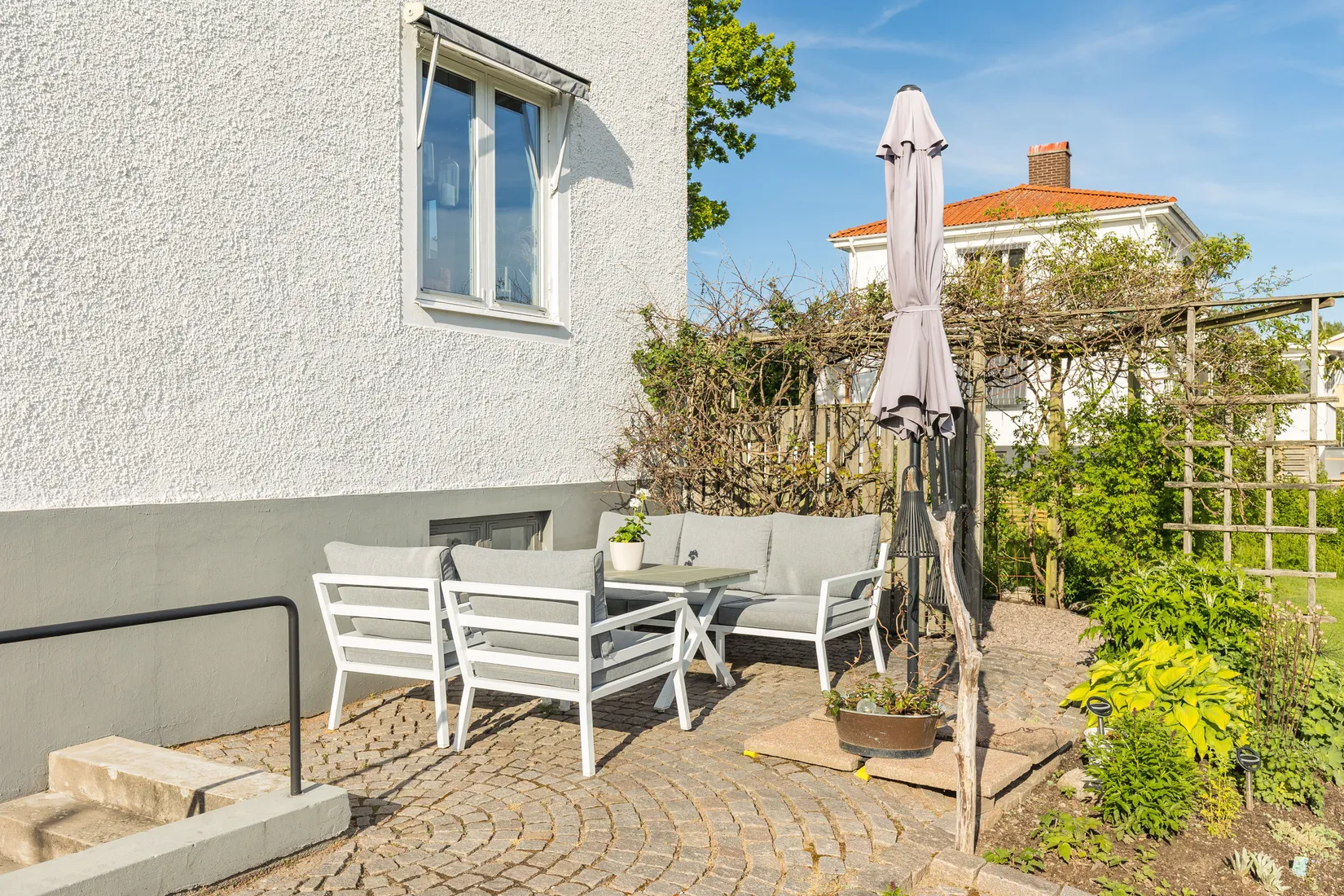Villa, Bryggaregatan 3, Centrum, Karlsborg