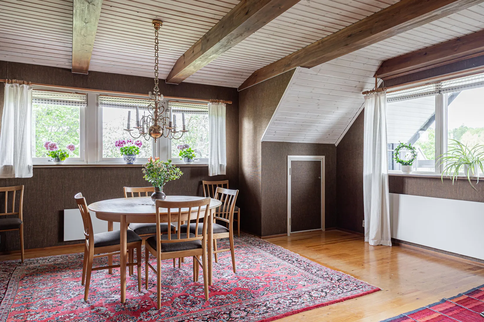 Villa, Sadelgatan 17, Köping