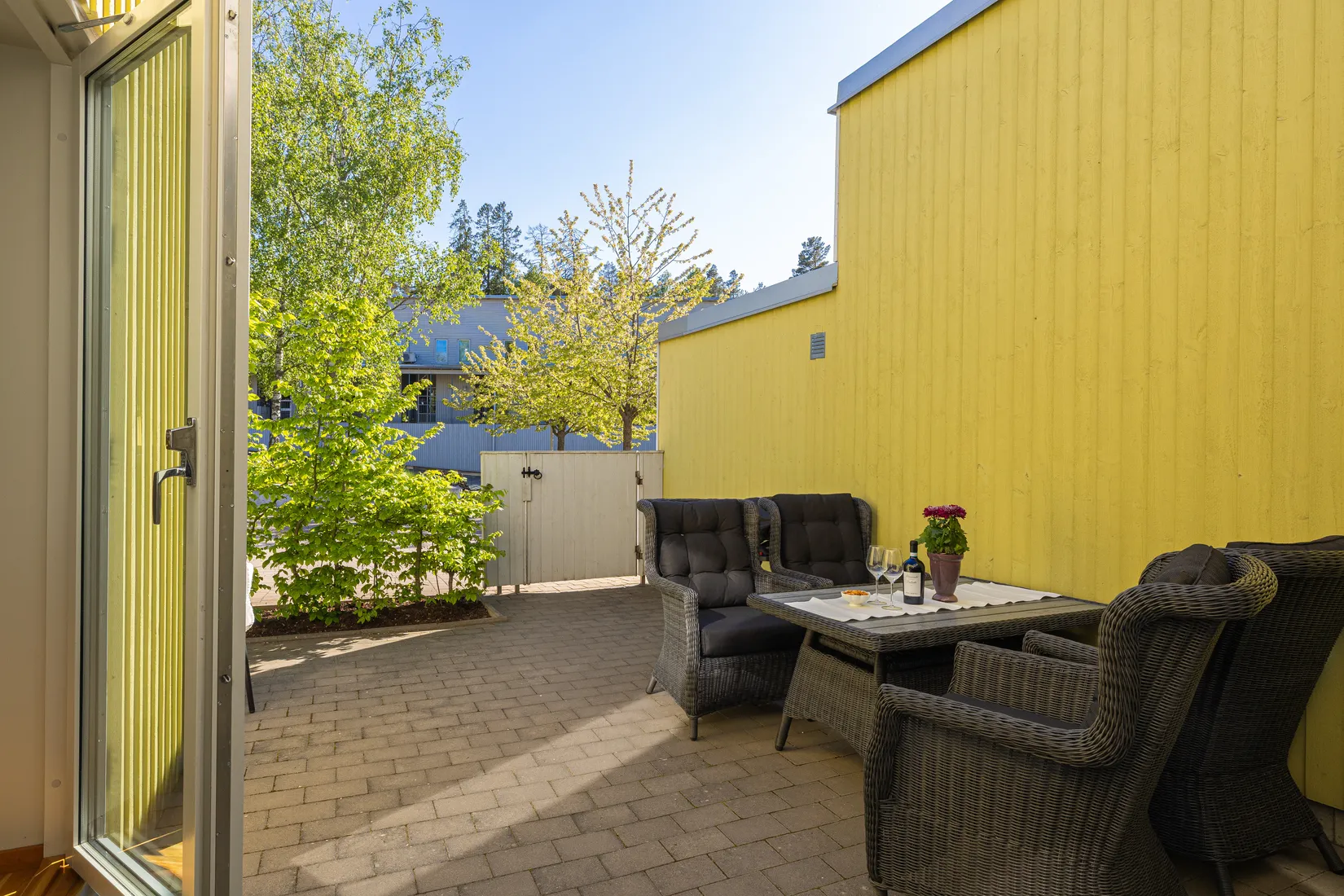 Radhus, Ryttmästarvägen 2, Rissne, Sundbyberg