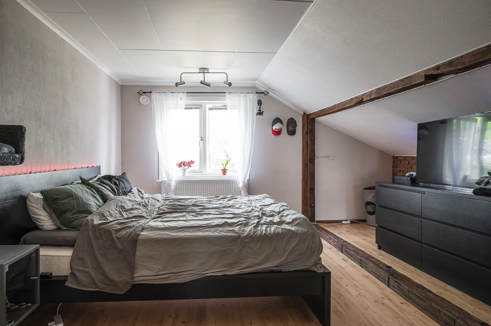 Villa,  Stora Brätteberg 2, Jung, Vara