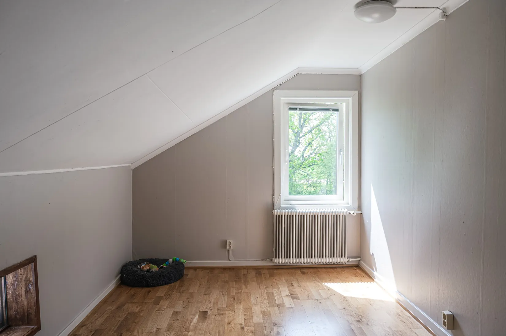 Villa,  Stora Brätteberg 2, Jung, Vara