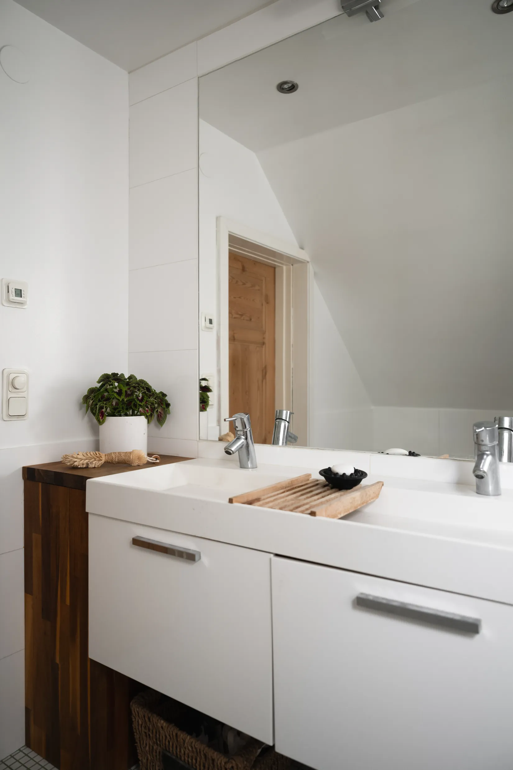 Villa, Rönnowsgatan 3, ÅHUS - Innanför murarna!, Kristianstad
