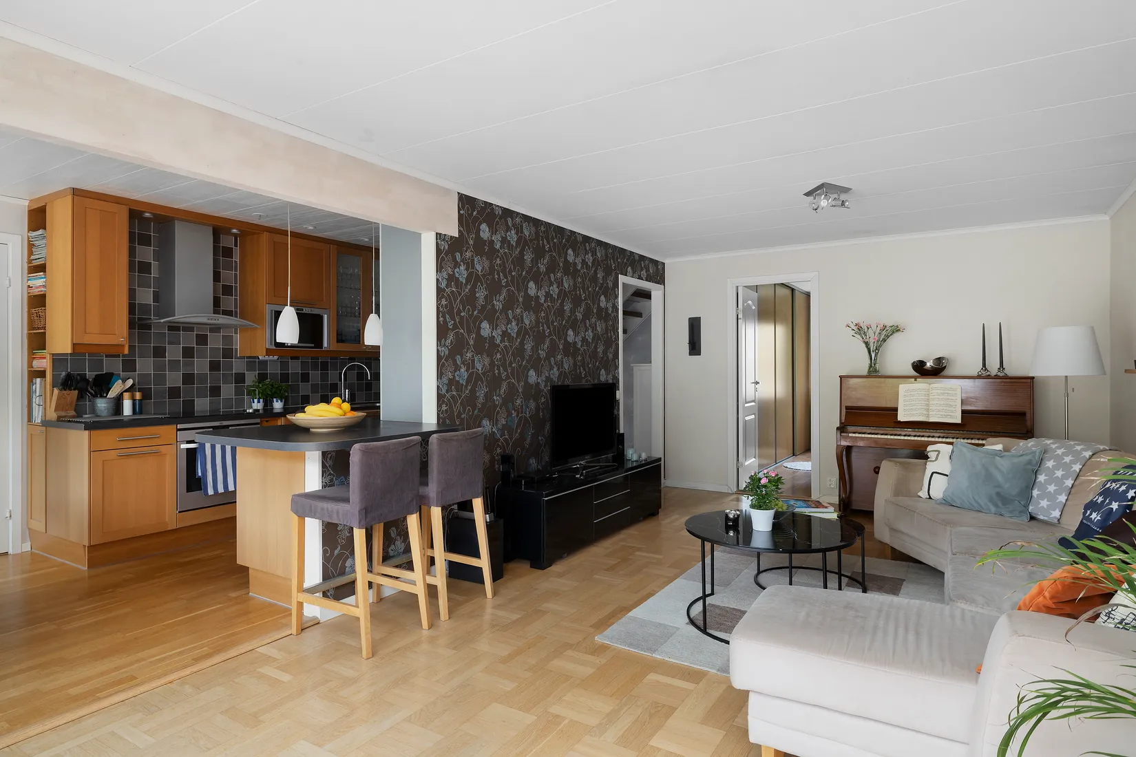 Radhus, Hasselvägen 18, Arenberga, Sigtuna