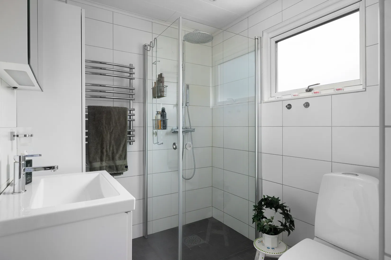 Radhus, Hasselvägen 18, Arenberga, Sigtuna