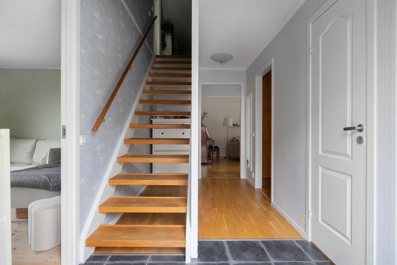 Radhus, Hasselvägen 18, Arenberga, Sigtuna