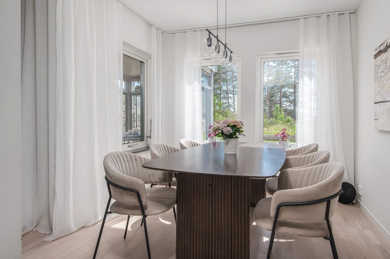 Radhus, Melbysundsvägen 92, Finspång