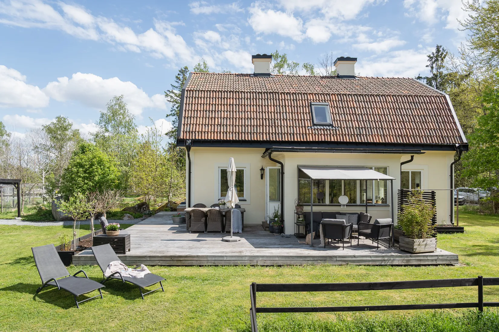 Villa, Gård/Skog, Tillinge-Mälby 43, Tillinge, Enköping
