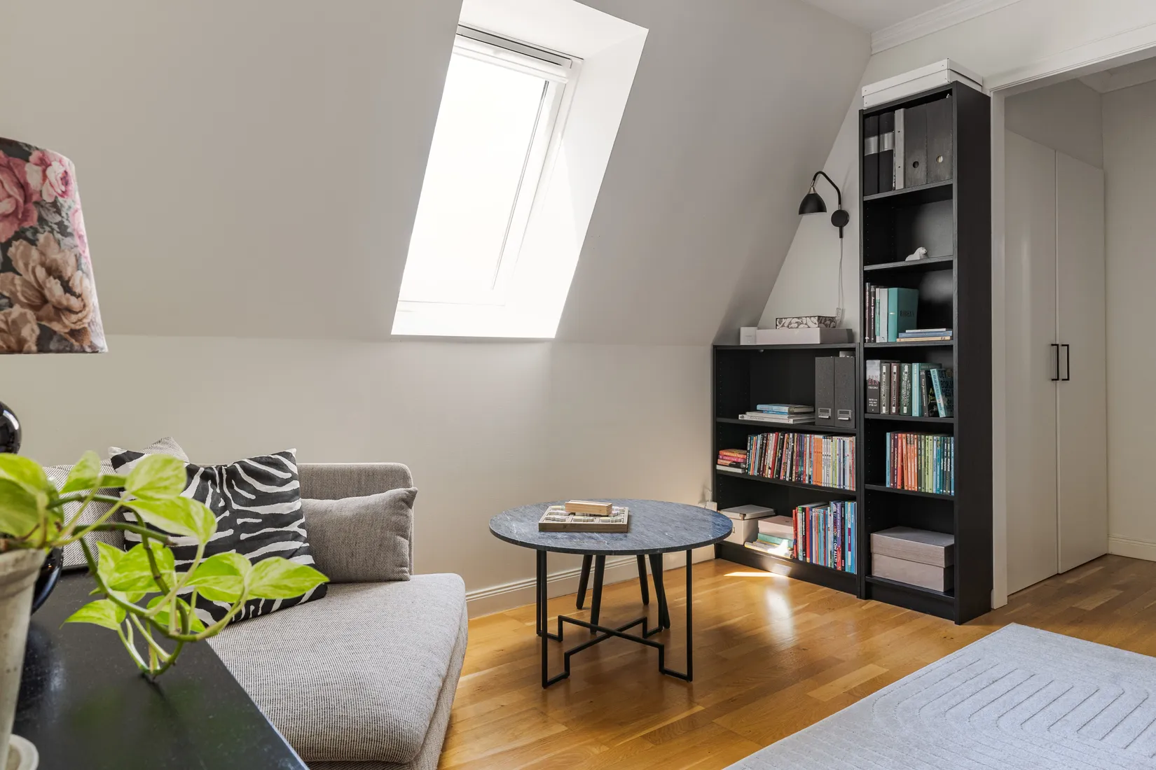 Villa, Gård/Skog, Tillinge-Mälby 43, Tillinge, Enköping