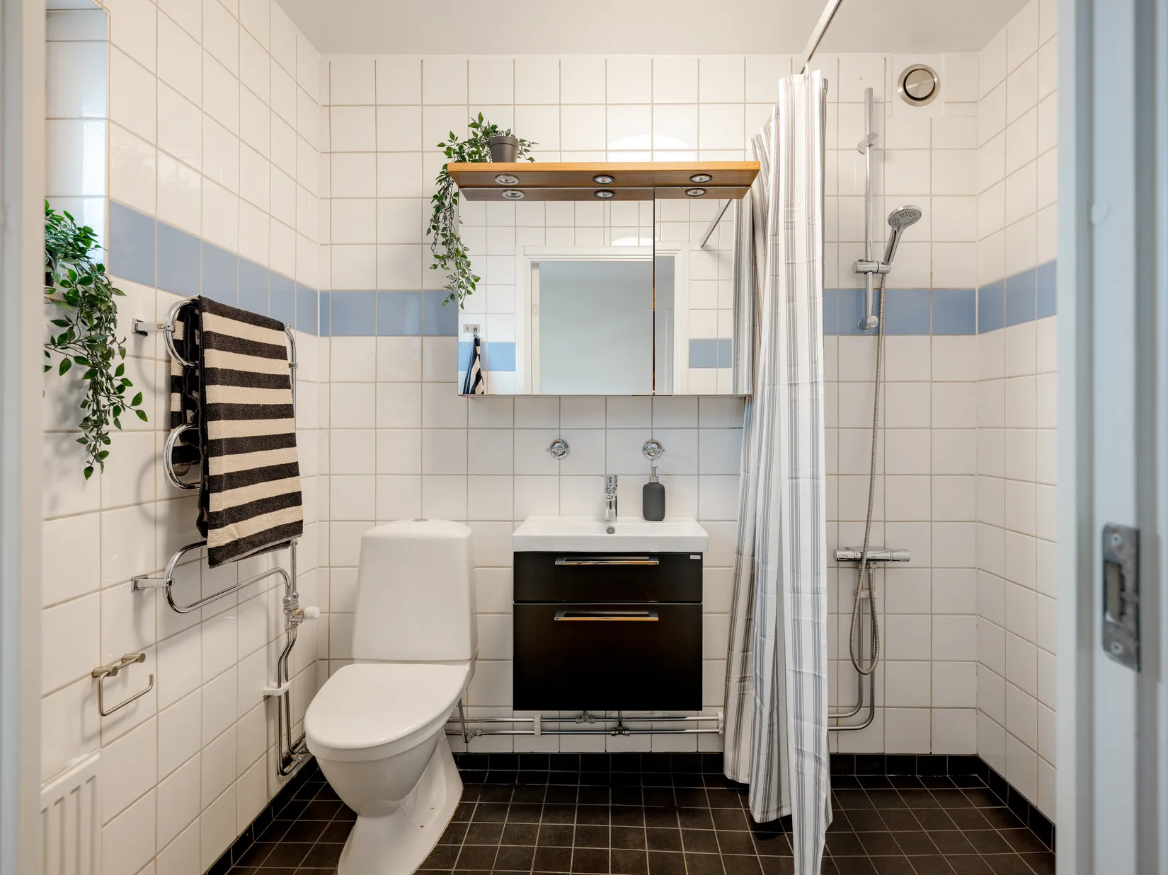 Bostadsrätt, Lantgårdsvägen 122, Viby, Sollentuna