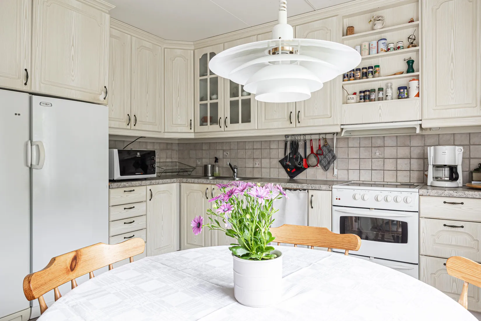 Villa, Radhus, Smältverksgatan 103, Bäckby, Västerås