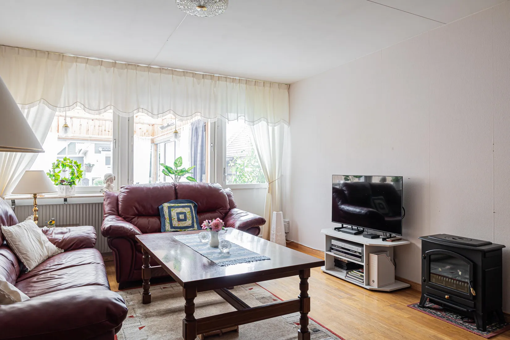 Villa, Radhus, Smältverksgatan 103, Bäckby, Västerås