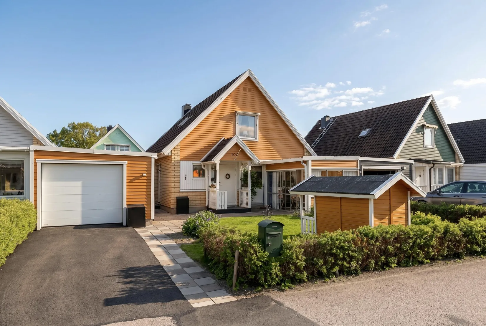 Villa, Radhus, Smältverksgatan 103, Bäckby, Västerås