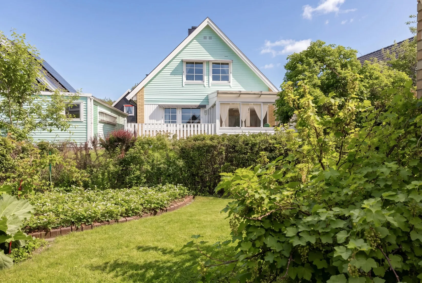 Villa, Radhus, Smältverksgatan 103, Bäckby, Västerås