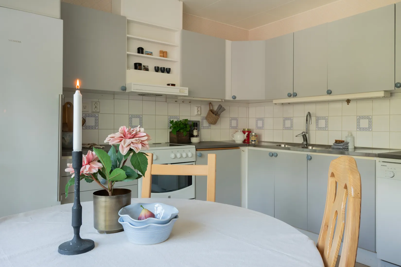 Villa, Radhus, Vitvingevägen 23, Myrängen, Huddinge