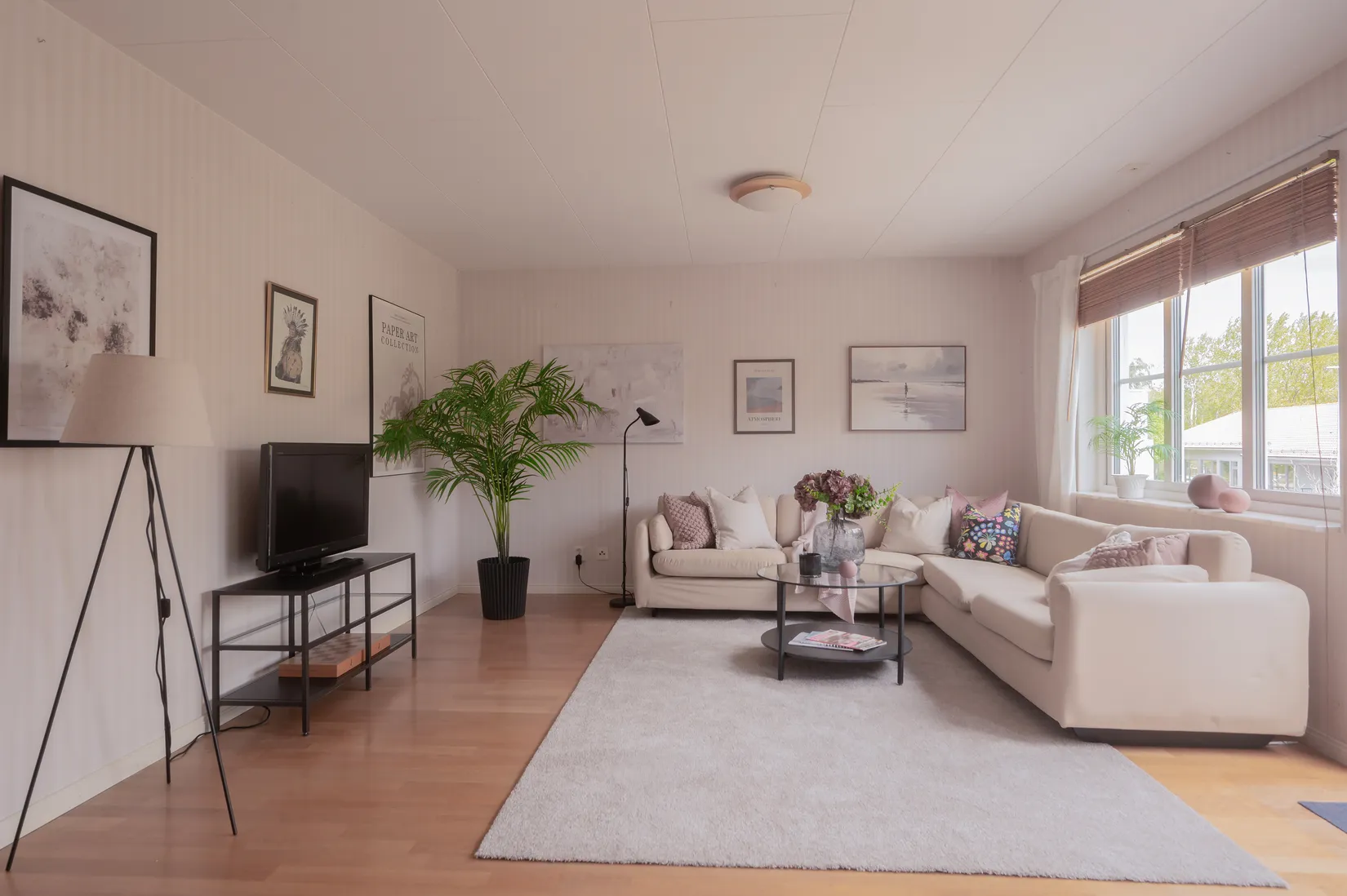 Villa, Radhus, Vitvingevägen 23, Myrängen, Huddinge