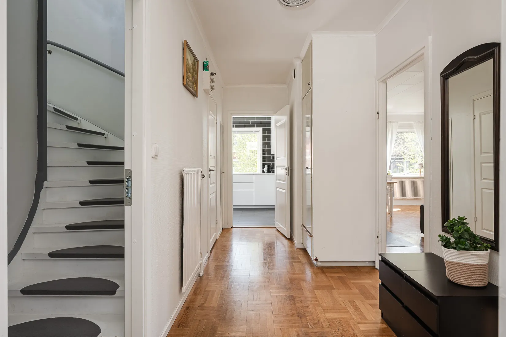 Villa, Institutsgatan 27, Gådeåstaden, Härnösand